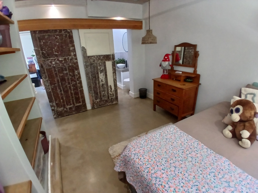 5 Bedroom Property for Sale in Morgans Bay Eastern Cape